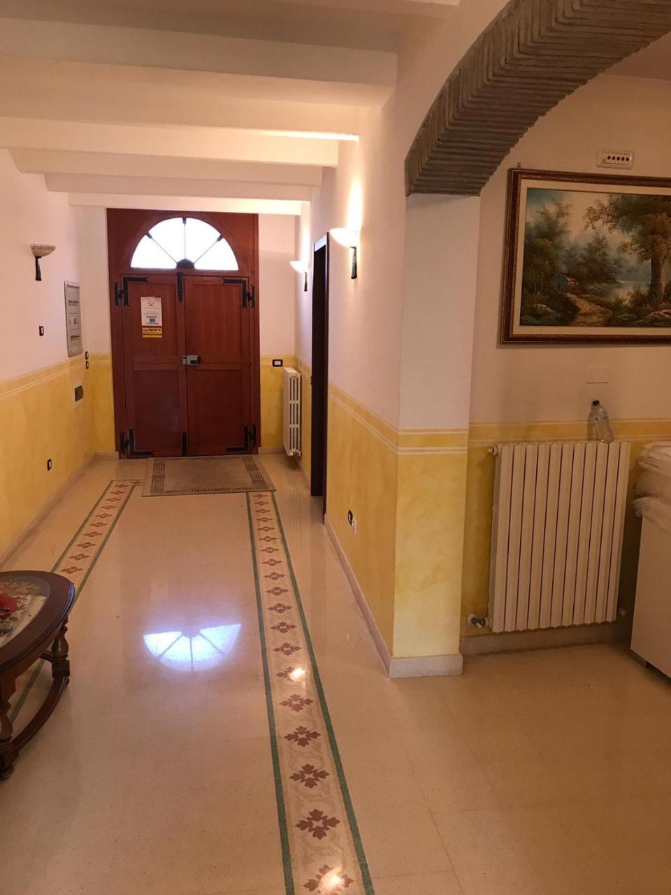 Al Pasarat Hotell Comacchio Eksteriør bilde